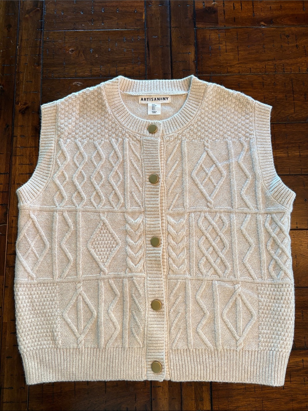 Artisan NY Cream Cable Knit Button Vest - Soft, Quiet Luxury, Classic Sz S - Picture 2 of 7